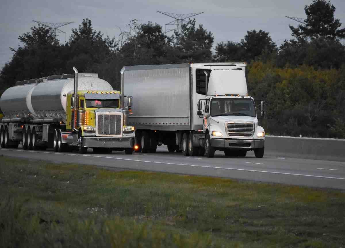 Long Haul Trucks